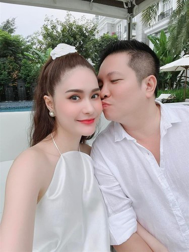 Những thông tin trên được chính doanh nhân Nguyễn Quốc Vũ hé lộ thông qua một đoạn clip ghi lại trong buổi tiệc.