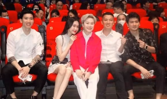 Văn Hậu và Hải My xuất hiện chung trong một sự kiện.