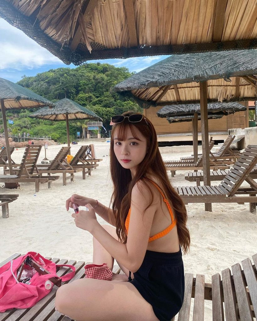 Sự nổi tiếng bất ngờ khiến Châu Du khá hoang mang.