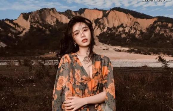 Là một y tá trong phòng chăm sóc đặc biệt, Zhang Yuan không ngừng học hỏi và nâng cao kỹ năng để chăm sóc bệnh nhân một cách tốt nhất.