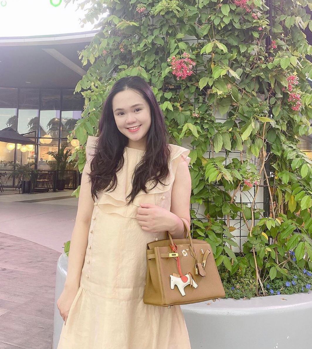 Từ khi mới yêu cho đến bây giờ đã về chung một nhà và có thêm 1 cậu con trai, Quỳnh Anh luôn là hậu phương vững chắc xuất hiện trong những trận đấu lớn, nhỏ của chồng.