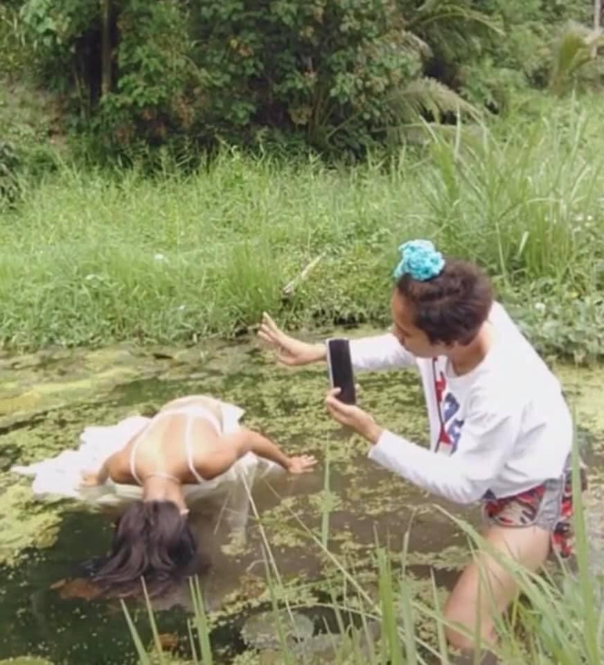 Muốn đánh đu theo trend chụp ảnh dưới nước, các bạn trẻ chỉ cần nắm trong tay các thủ thuật cơ bản là bạn có ngay những shoot hình chụp dưới nước đẹp mê ly, đăng tải trên các trang mạng xã hội hút nghìn like.