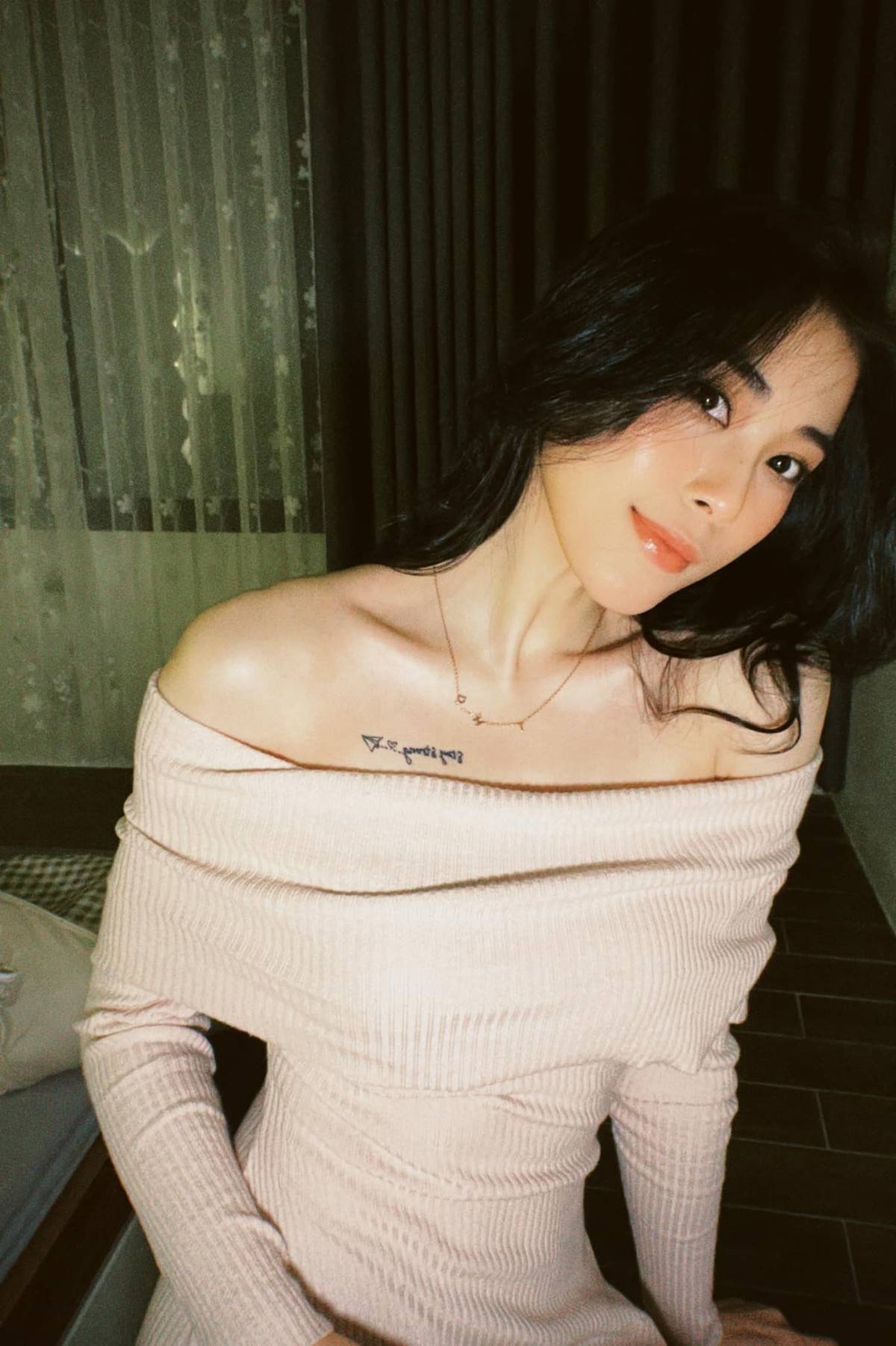 Thông tin Đặng Thu Huyền giải nghệ ở độ tuổi còn rất trẻ đã khiến người hâm mộ hết sức bất ngờ, họ tò mò về thời gian sắp tới cô gái này sẽ làm gì sau khi từ giã sự nghiệp bóng chuyền.