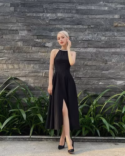 Hay trong một chia sẻ cách đây không lâu, bà xã Xemesis tiết lộ bản thân vẫn rất "nghiền đồ chợ". Và cô chỉ mạnh tay chi tiêu vào những thứ cần thiết.