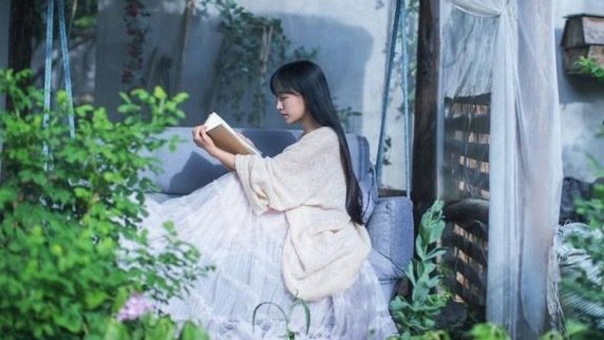 Sốc hơn nữa, dù đã 31 tuổi nhưng hiếm người biết Lý Tử Thất còn chưa… tốt nghiệp cấp 3.