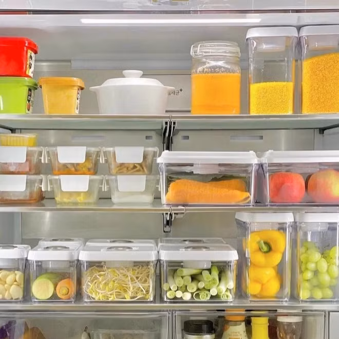 Trước đó, dân tình cũng đứng ngồi không yên khi xem cách bố trí tủ lạnh của một cô gái người Hàn.