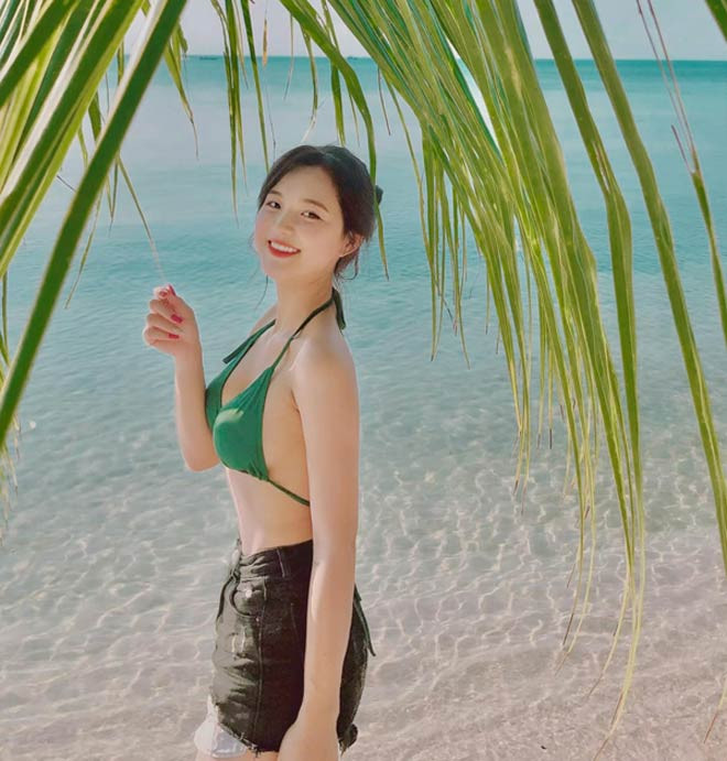 Tuy nhiên, năm 2022 đã đánh dấu bước ngoặt quan trọng trong cuộc đời nàng “hot girl dân tộc”. Thu Hương tiết lộ, cô vừa hoàn tất thủ tục ly hôn và chính thức trở thành người độc thân.