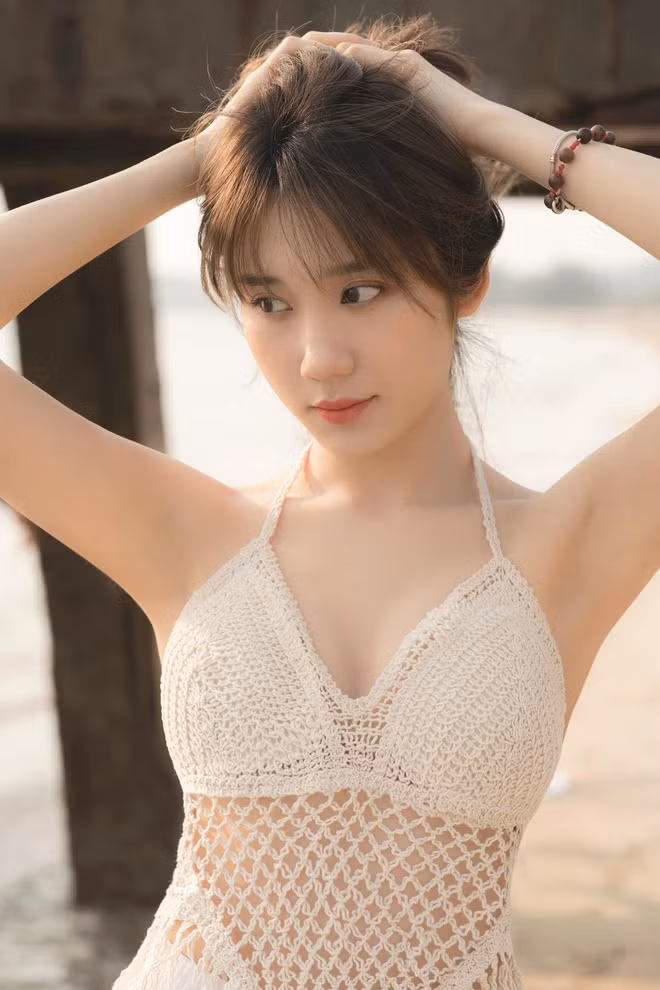 Vậy nên ngay dưới phần bình luận của clip khoe vũ đạo của Mina Young, nhiều người còn kháo nhau rằng sắp tới sẽ thường xuyên được xem nữ streamer này khoe vũ đạo.