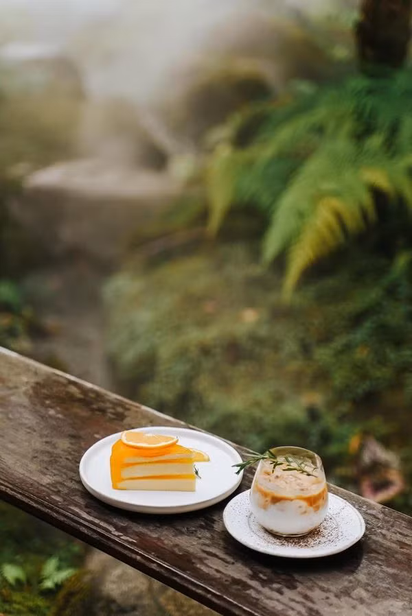 Trong những năm qua, thành phố còn được biết đến với những quán cà phê đủ phong cách, từ hiện đại, tối giản cho đến sân vườn.