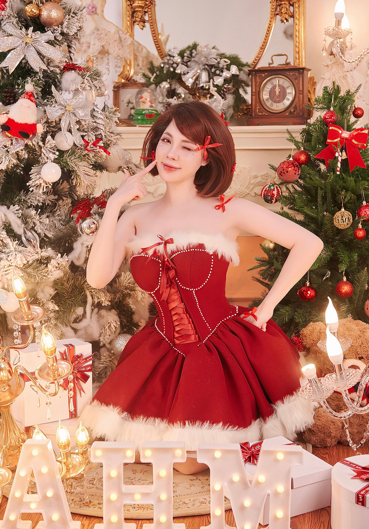 Hồi tháng 6/2022, Âu Hà My đã có bằng thạc sĩ sư phạm tiếng Pháp.