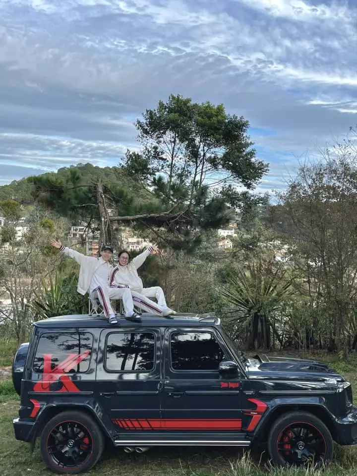 Tết Nguyên đán vừa qua, cả Joyce Phạm (con gái đại gia Minh Nhựa) và ông xã Tâm Nguyễn đều tích cực đăng ảnh tình bể bình bên nửa kia.