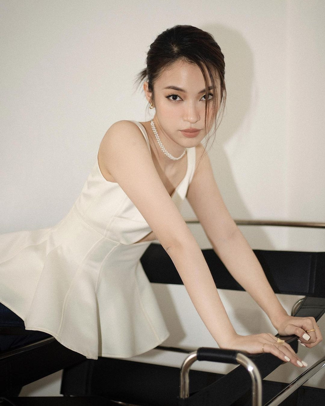 Mới đầu năm, "hot girl 7 thứ tiếng" - Trần Khánh Vy khiến nhiều người phải bất ngờ khi khoe khoác cho căn nhà mình sở hữu một "tấm áo" mới.