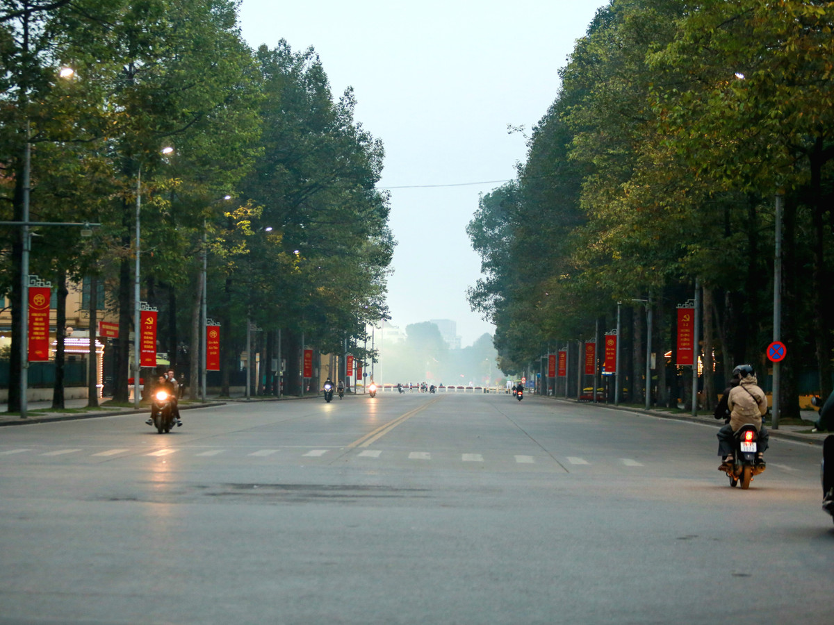 Đường Hùng Vương.