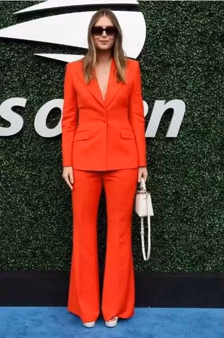 Mới đây, mỹ nhân 36 tuổi đã bất ngờ xuất hiện trên khán đài sân King National để theo dõi các trận đấu của US Open.