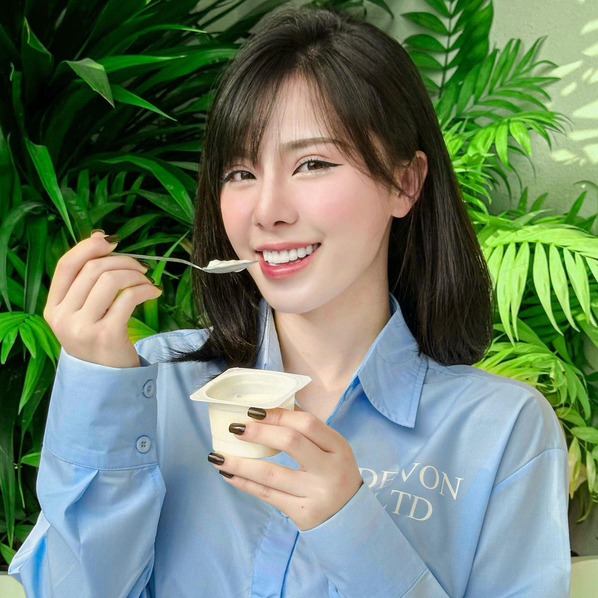 Mình không cần một người để dựa dẫm cảm xúc, dựa dẫm vật chất. Mình cần một người cùng tầm nhận thức, cùng chung giá trị cốt lõi để đồng hành, cùng tạo ra những thứ có giá trị" - nữ MC giãi bày.