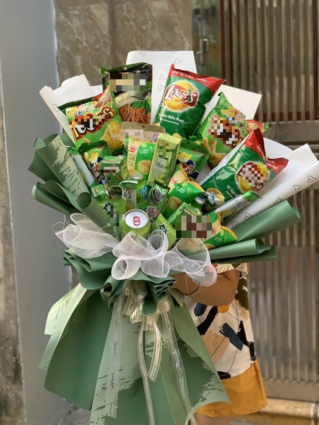 Hội chị em mê snack nhìn mòn quà 20/10 này chắc hẳn là chân ái.