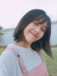 Nhí nhảnh và lầy lội là những gì mà fan bị Hậu Hoàng "thôi miên" và liên tục phải dõi theo những sản phẩm của cô nàng.