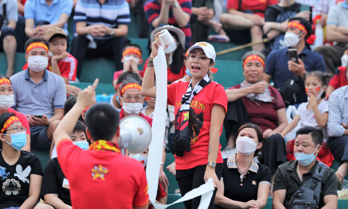 Tien Linh kem duyen, U23 Viet Nam hoa dang tiec tai SEA Games 31-Hinh-14