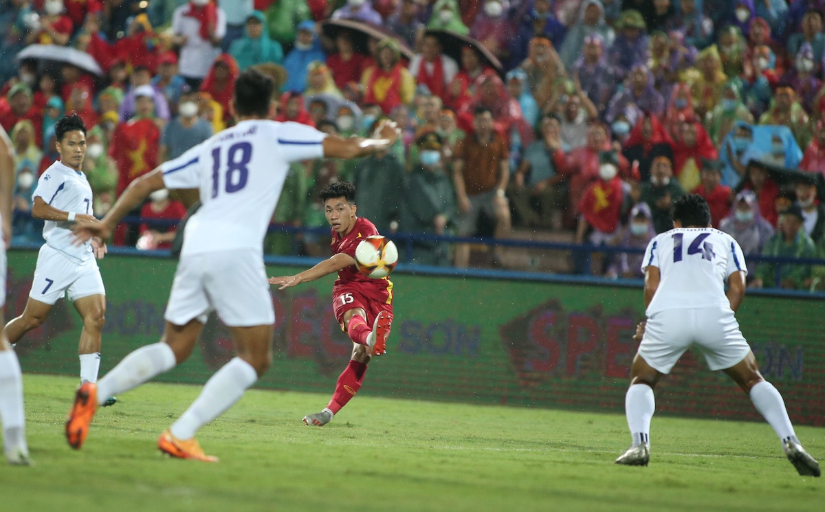 Tien Linh kem duyen, U23 Viet Nam hoa dang tiec tai SEA Games 31-Hinh-3