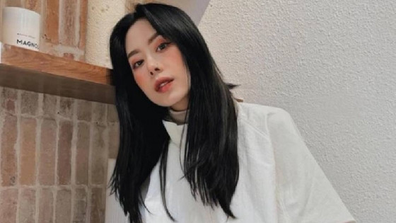 Không chỉ vui vẻ thả haha mà còn hoà vào cùng với trò đùa khó hiểu này của Mai Âm Nhạc.