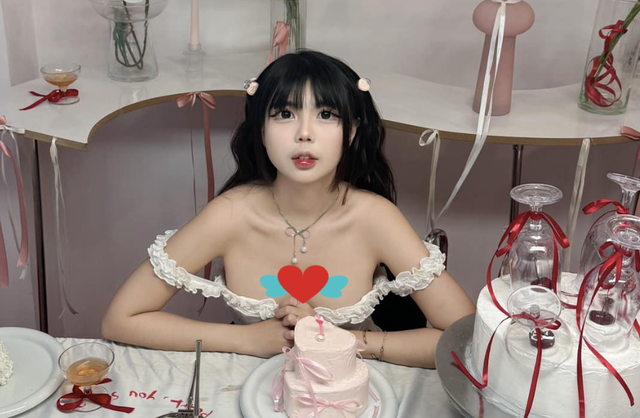 Hà Phương Boo đã khéo léo tận dụng chính hình ảnh cá nhân để xây dựng "thương hiệu" trong làng game.