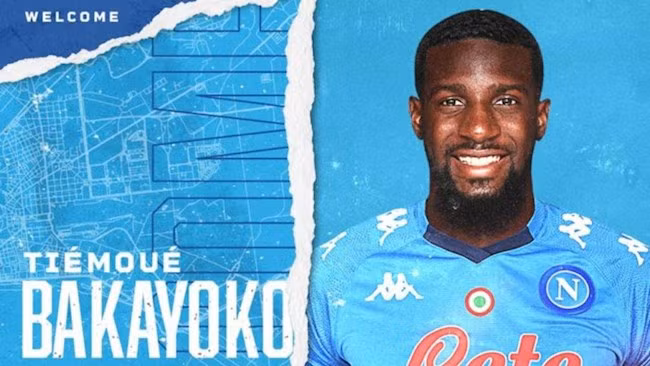 Tiền vệ Tiemoue Bakayoko của Chelsea đã chính thức gia nhập Napoli dưới dạng cho mượn. Mùa giải năm ngoái anh được Chelsea gửi đến AC Milan nhưng không thuyết phục được đội bóng Ý mua đứt.