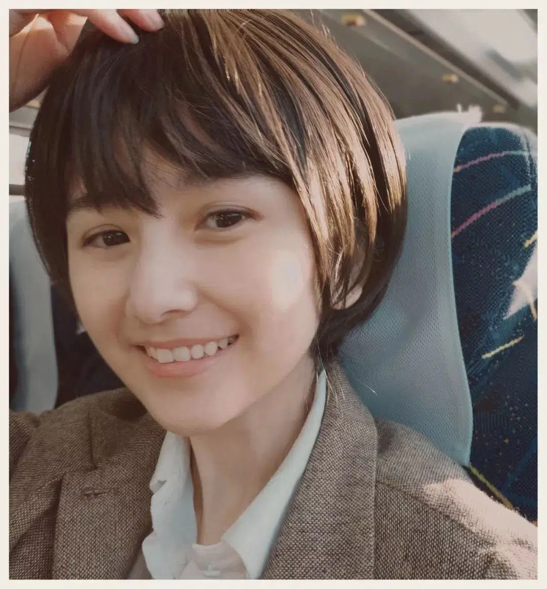 So với những năm về trước, càng ngày Hà Đạt càng ít cập nhật trang cá nhân hơn, dù vậy cô vẫn thu hút tới 4,7 triệu lượt follow.