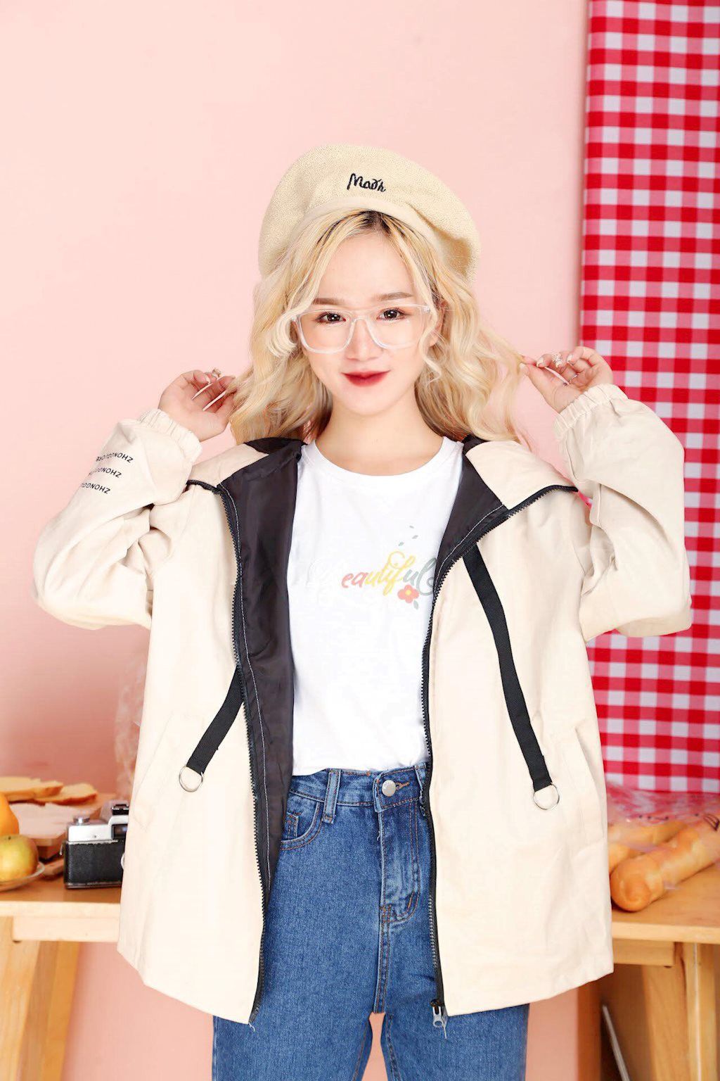 Trước đi theo đuổi nghề streamer, Thiên Thy cũng được gia đình và bạn bè khuyên nhủ nên tập trung vào việc học để có một công việc ổn định.