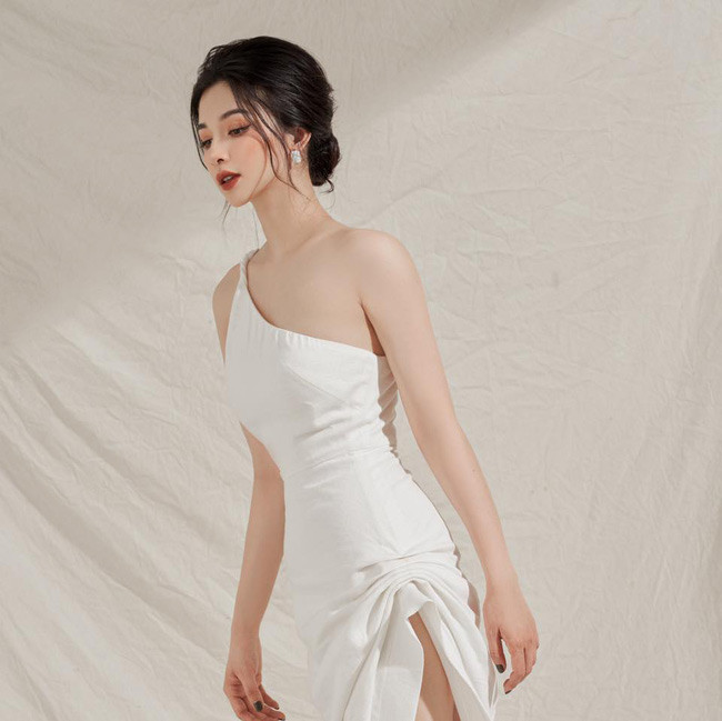 Thời điểm đó Diễm Quỳnh chia sẻ, cô đến "Người ấy là ai" vì muốn thử vận may, tìm kiếm một tia hy vọng trong chuyện tình duyên.