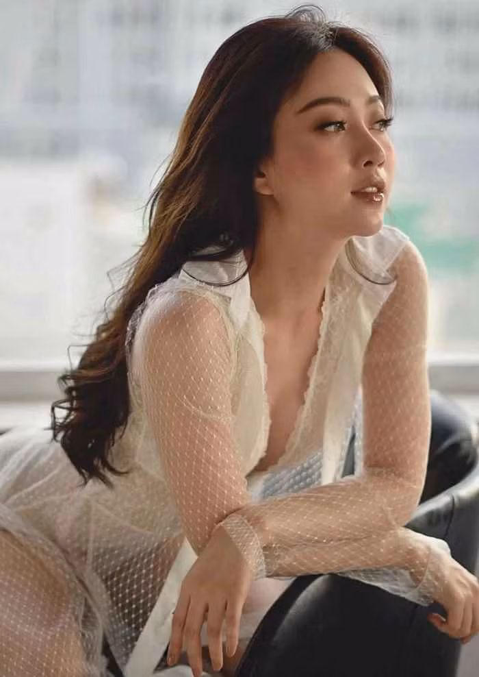 Bất ngờ nổi tiếng, Hải Anh nhận được nhiều lời mời làm người mẫu ảnh, tham gia sự kiện... nhưng đây không phải là những gì hot girl đất cảng hướng tới.