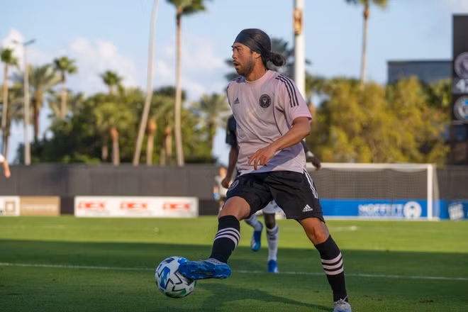 Lee Nguyen tai nang the nao...CLB TP.HCM chi 1 trieu do ky hop dong?