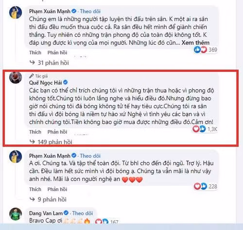 Theo đó, giữa lúc đội bóng xứ Nghệ được cho là đang bị chính fan tẩy chay, hành động của Quế Ngọc Hải giống như “đổ thêm dầu vào lửa”. Cụ thể, anh viết: “Cảm ơn những cổ động viên CHÂN CHÍNH đã luôn dành tình yêu thật lòng cho đội bóng dù ở thời điểm nào, đã đến sân cổ vũ cho đội ngày hôm nay”.