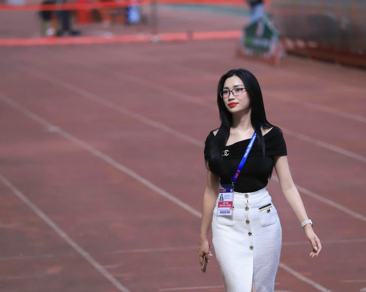 Hương Trà hiện là phóng viên, biên tập viên của kênh truyền hình ANTĐ.