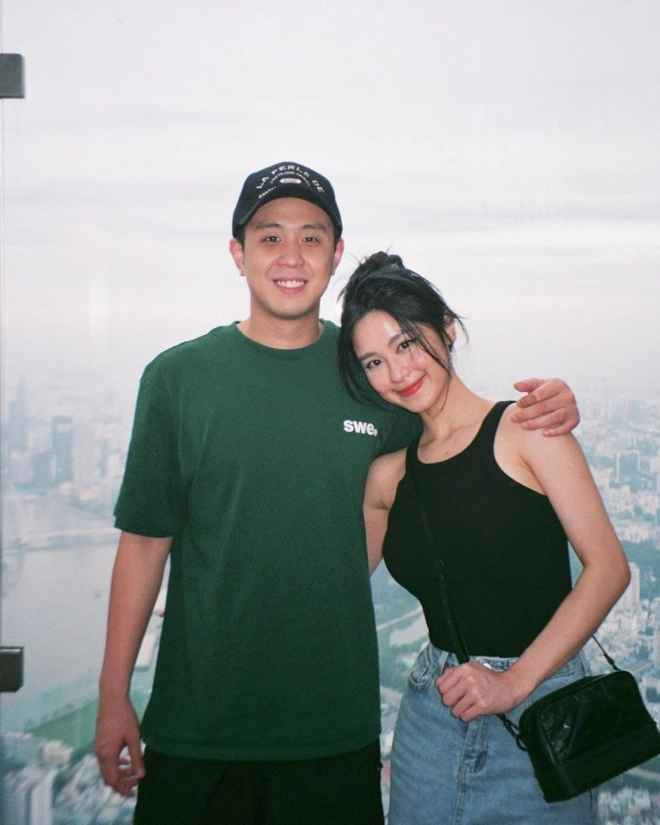 Huyme (Phạm Công Thành, sinh năm 1993) và Hàn Hằng (Hàn Hải Hằng, sinh năm 1999) từng rộ nghi vấn hẹn hò từ năm 2019.