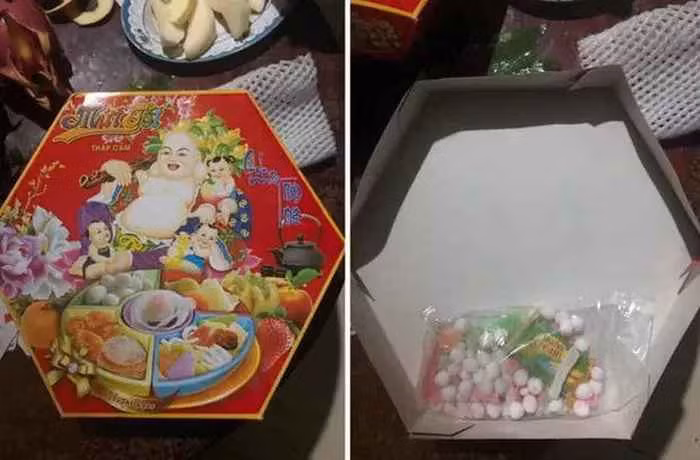 Những hộp mứt Tết bên ngoài thì đẹp, bên trong ít ỏi thế này không phải là hiếm. Thậm chí, từ xưa giờ hầu hết các hộp mứt giá rẻ đều như vậy.