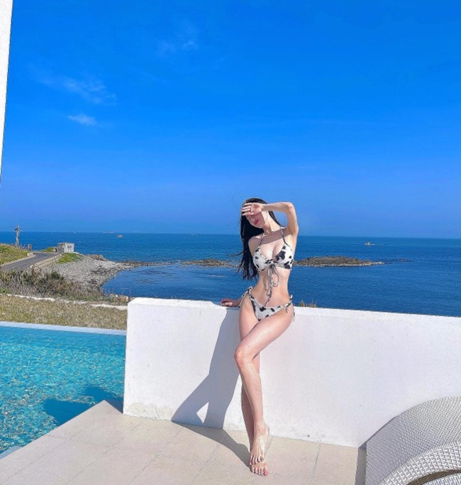 Ji Y ăn uống rất chọn lọc. Cô luôn ưu tiên những thực phẩm tươi sống, được chế biến đẹp mắt, ngon miệng.