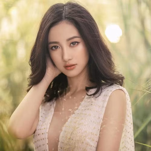 Vào tháng 9 vừa qua, Jun Vũ được trang báo điện tử nổi tiếng và uy tín của Thái Lan - Sanook dành hẳn một bài viết để khen ngợi.