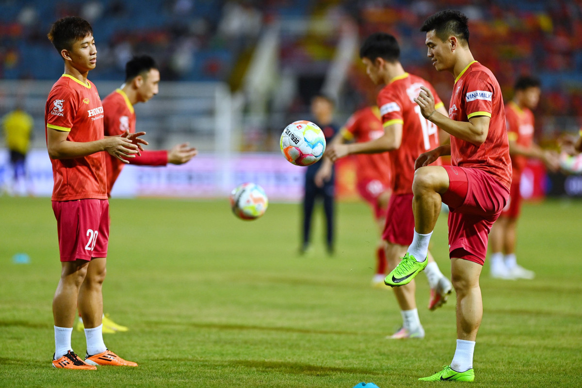 Viet Nam 2-1 Dortmund: Tien Linh, Tuan Hai thay nhau lap cong-Hinh-8