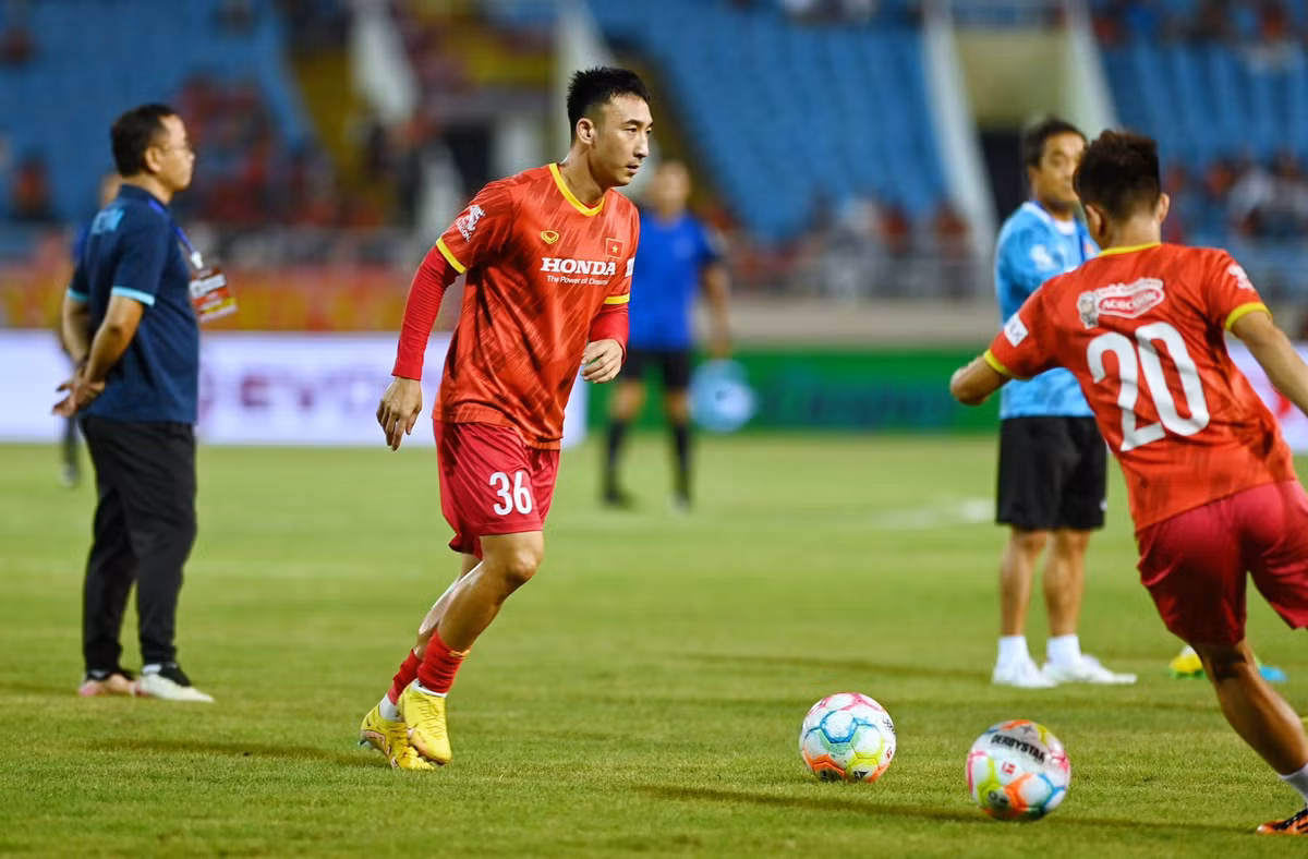 Viet Nam 2-1 Dortmund: Tien Linh, Tuan Hai thay nhau lap cong-Hinh-7