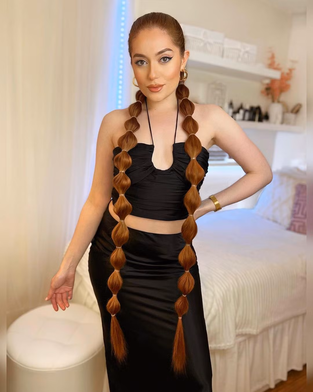 Hiện tại, Jasmine Larsen phát triển sự nghiệp khác, tập trung vào mạng xã hội và mái tóc dài của mình. Cô tự mở một công ty chăm sóc tóc và dự định nuôi tóc cho đến khi đạt chiều dài chạm đất.