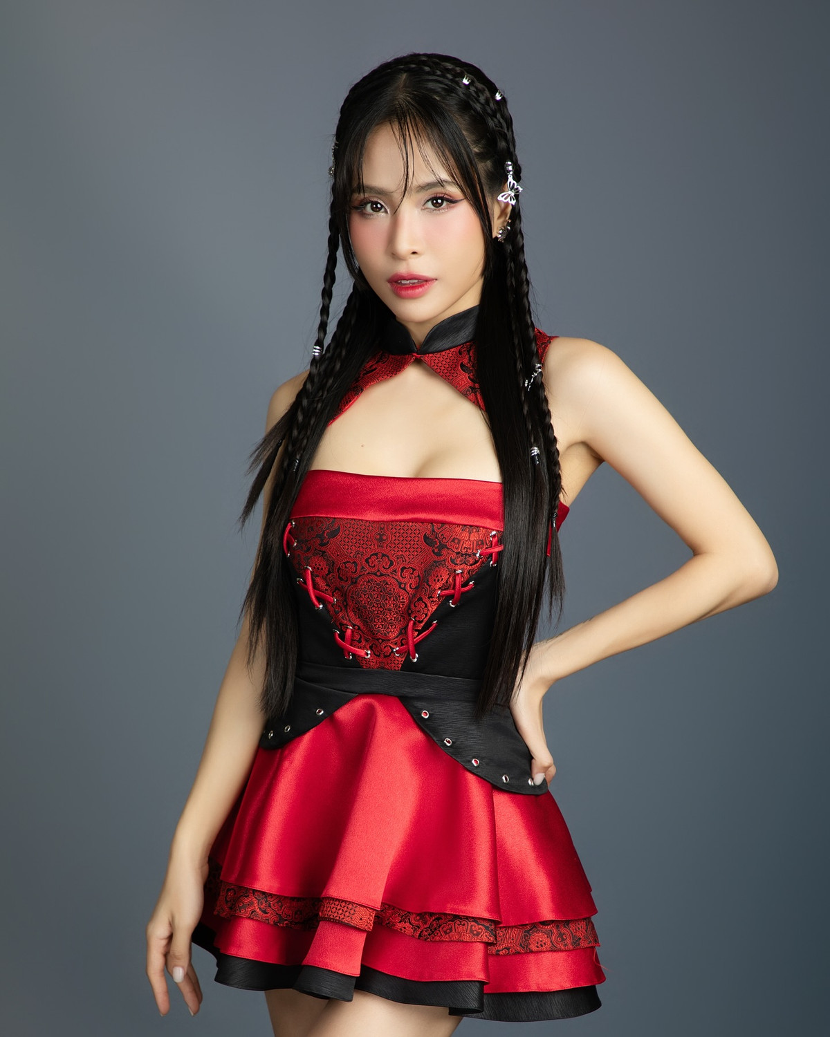 Ca nương Kiều Anh bày tỏ sự lo lắng khi thông tin cá nhân của mình bị rò rỉ. Mặc dù sự việc lần này không gây ra tổn thất gì lớn nhưng cô muốn chia sẻ để mọi người cảnh giác hơn với những chiêu trò lừa đảo hiện nay.