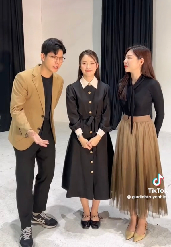 Trong cuộc phỏng vấn, Khánh Vy đã không ngần ngại chia sẻ về mẫu hình người yêu lý tưởng của mình. Theo đó, người đẹp thích một người có đam mê, giỏi giang trong công việc của họ, thương cô và gia đình.