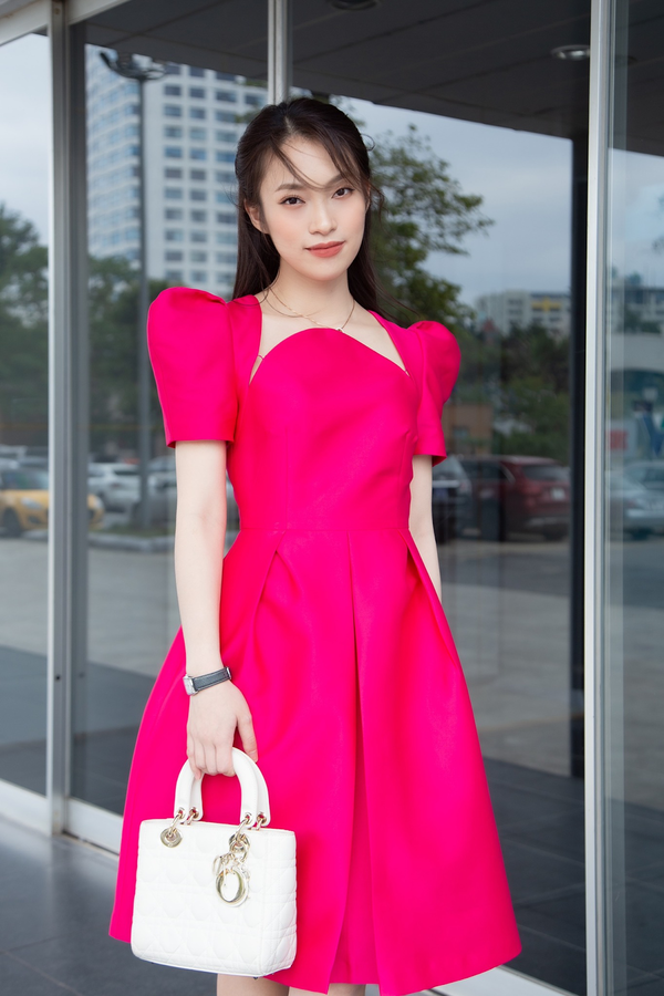 Đặc biệt, Khánh Vy cũng rất ấn tượng với người tin vào luật nhân quả.