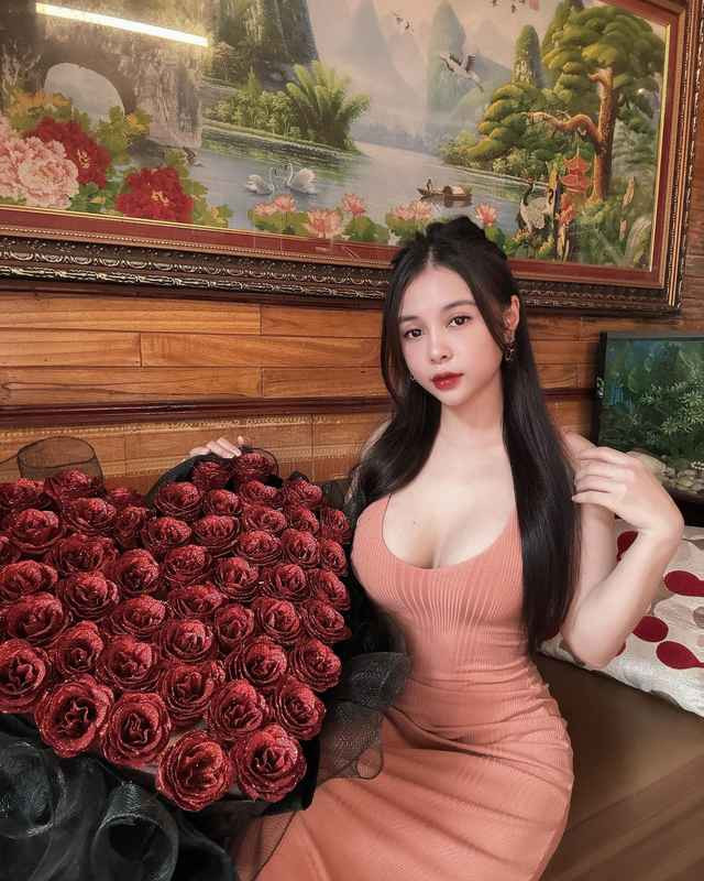 Thùy Trang tham gia các thi đấu pickleball với tinh thần thi đấu hết mình và luôn cố gắng học hỏi, cải thiện kỹ năng của mình sau mỗi trận đấu.