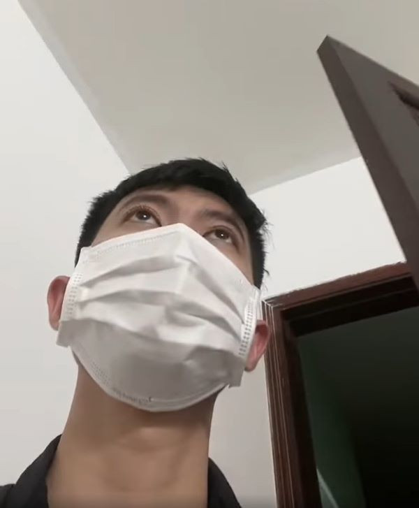 Sinh viên ở trọ vào mùa hè hầu hết đều bật quạt, khi nào nóng lắm mới dám mở điều hòa nên 1 tháng hoạt động không ngừng nghỉ chắc chắn sẽ tiêu tốn rất nhiều tiền điện.