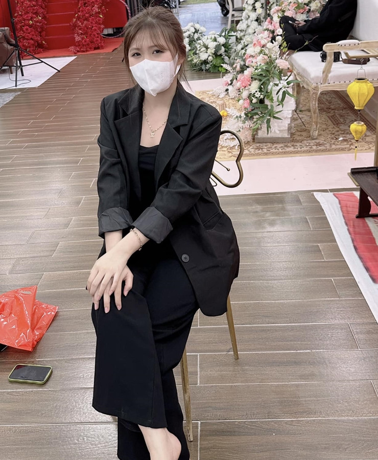 Năm nay, Thanh Chi tròn 18 tuổi và không còn xuất hiện trong các clip cùng Lộc Fuho nữa. Gần đây, trên kênh YouTube của mình, gái xinh đăng lại clip cùng anh rể, với tiêu đề "Bé Chi và thầy Lộc Fuho ngày xưa" gây chú ý.