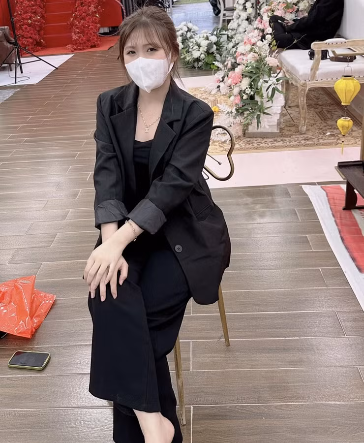 Năm nay, Thanh Chi tròn 18 tuổi và không còn xuất hiện trong các clip cùng Lộc Fuho nữa. Gần đây, trên kênh YouTube của mình, gái xinh đăng lại clip cùng anh rể, với tiêu đề "Bé Chi và thầy Lộc Fuho ngày xưa" gây chú ý.