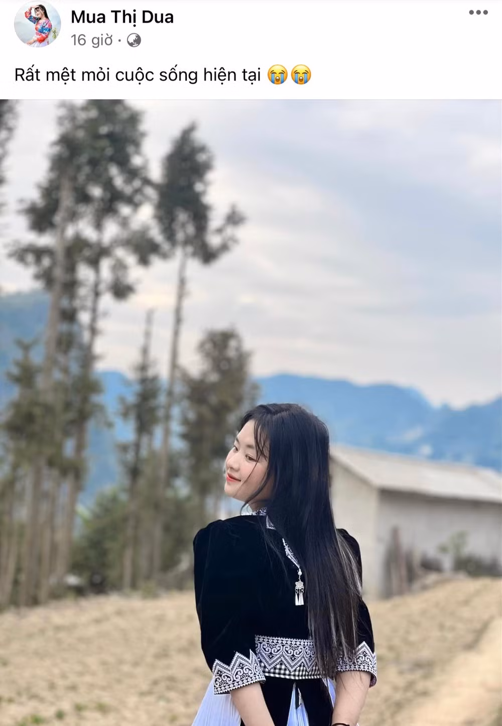 Nhưng chỉ ít thời gian sau người ta lại thấy Dua xuất hiện ở thành phố. Tuy nhiên, sau khi gây bão với các trend biến hình lạ lùng Dua lại được đưa về Hà Giang.