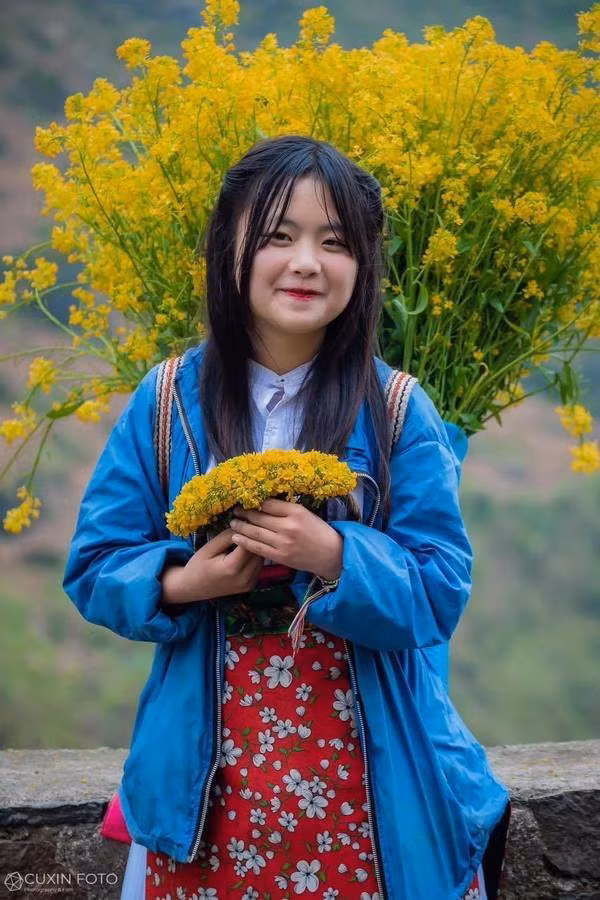 Phung Phinh Ha Giang bi goi ten, pha trend bien hinh