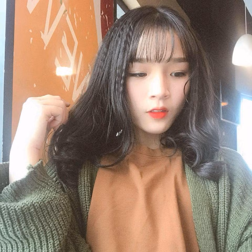 Vì là học sinh cuối cấp nên Thanh Hà dành rất nhiều thời gian vào công việc ôn tập cuối cấp. Cô bạn cũng cho biết đang ấp ủ thi vào trường Sân khấu Điện ảnh tuy nhiên càng về sau lại muốn xây dựng hình tượng nhiều tương tác trên mạng xã hội hơn là cố gắng chạy theo hình ảnh người của công chúng.